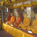Восковые статуи знаменитых буддистских монахов